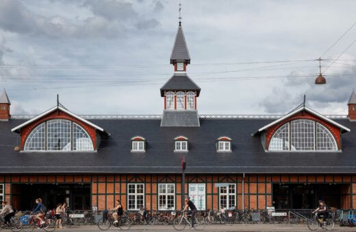 Østerport Station facade med tårn